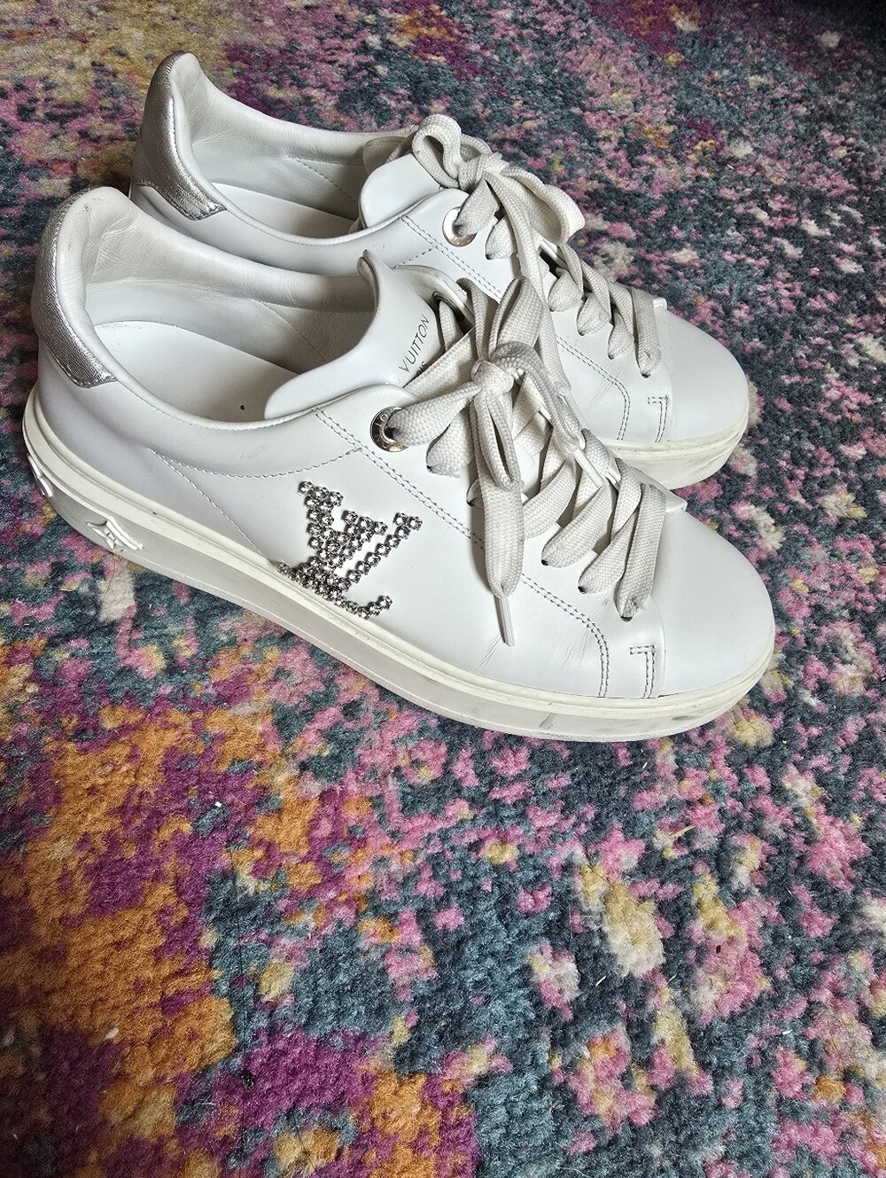 Authentic Louis Vuitton White Leather Low-Top Sneakers with Silver Accents
